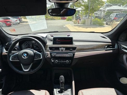 Used 2021 BMW X1 xDrive28i w/ Premium Package AWD/4WD image 14