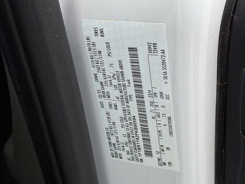 Certified 2023 Ford Transit 250 Low Roof w/ Exterior Upgrade Package image 28