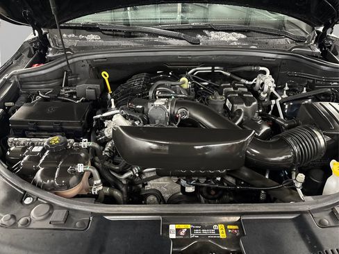 Used 2023 Dodge Durango GT image 13