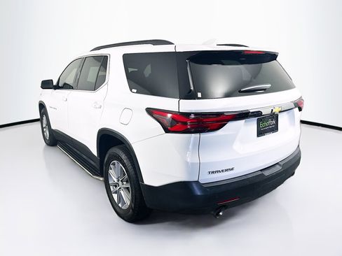Used 2023 Chevrolet Traverse LT FWD image 5