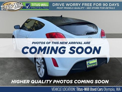 Used 2012 Hyundai Veloster w/ Style Pkg FWD image 3