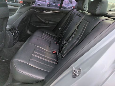 Used 2018 BMW 530i RWD image 31