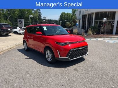 Used 2023 Kia Soul LX w/ LX Technology Package