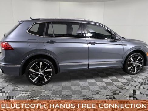 Used 2022 Volkswagen Tiguan SEL R-Line AWD/4WD image 4