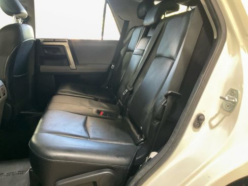 Used 2013 Toyota 4Runner SR5 w/ Premium Pkg w/3rd Row Seat AWD/4WD image 15
