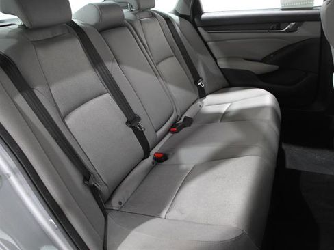 Used 2019 Honda Accord EX image 17