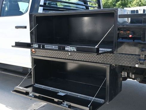 Used 2024 Ford F550 4x4 Crew Cab Super Duty image 21