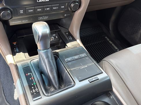 Used 2022 Lexus GX 460 Premium w/ Premium Plus Package AWD/4WD image 30