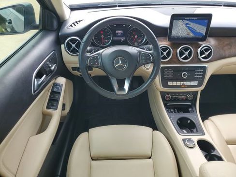Used 2019 Mercedes-Benz GLA 250 image 32