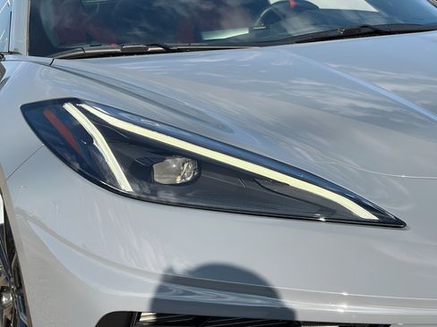 Used 2025 Chevrolet Corvette Stingray Coupe w/ 1LT RWD image 23