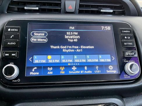 Used 2023 Nissan Kicks SR image 34