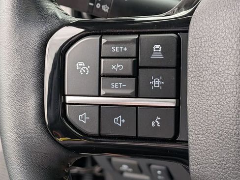 Used 2023 Ford F250 Lariat w/ Lariat Ultimate Package AWD/4WD image 14