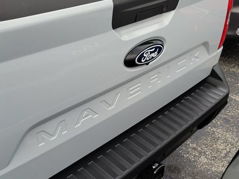 Used 2025 Ford Maverick XLT FWD image 5