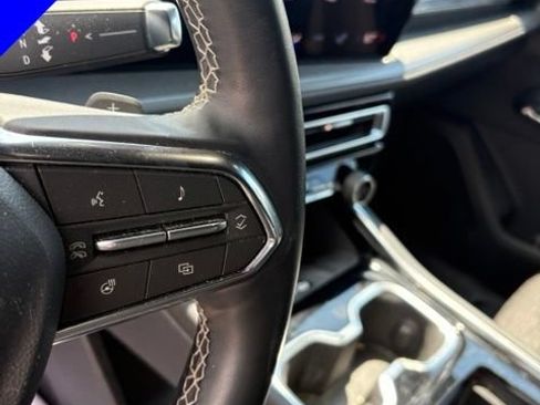 Used 2024 Chevrolet Traverse LT w/ Midnight/Sport Edition FWD image 15