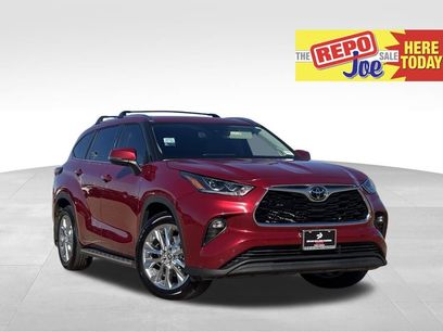 Used 2025 Toyota Highlander Limited