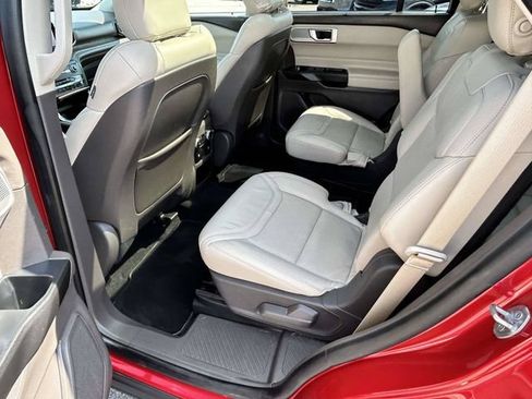 Used 2020 Ford Explorer Platinum AWD/4WD image 11