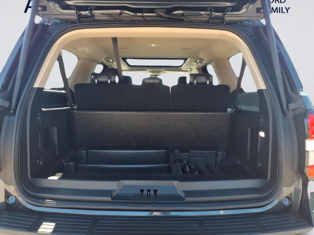 Used 2024 Ford Expedition Max XLT AWD/4WD image 8