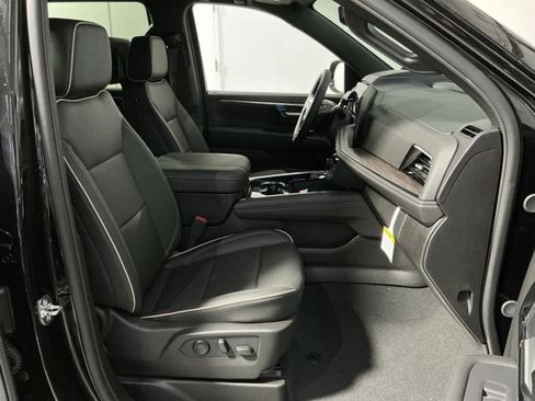 New 2026 Chevrolet Tahoe Premier image 36