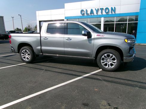 New 2026 Chevrolet Silverado 1500 LTZ w/ LTZ Premium Package image 1