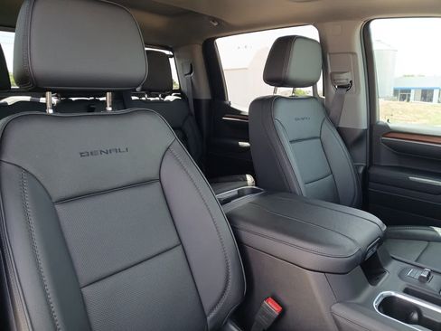Used 2026 GMC Sierra 1500 Denali w/ Denali Reserve Package AWD/4WD image 56