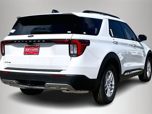 New 2025 Ford Explorer Active w/ Active Comfort Package image 21