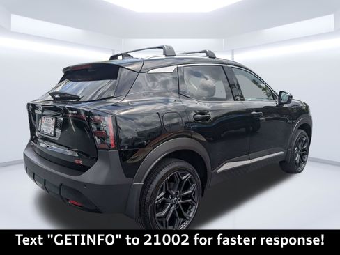 Used 2026 Nissan Kicks SR FWD image 3