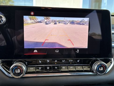 Used 2023 GMC Canyon Elevation w/ Elevation Premium Package image 25