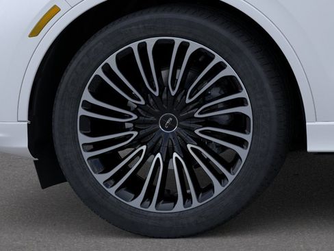 New 2026 Lincoln Aviator Black Label AWD/4WD image 19