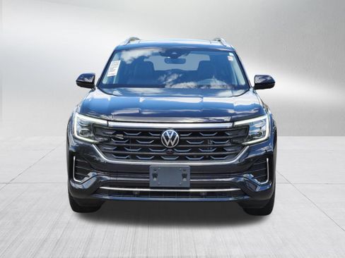 Used 2024 Volkswagen Atlas SEL Premium R-Line AWD/4WD image 2