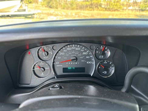 New 2026 GMC Savana 2500 w/ Driver Convenience Package image 28