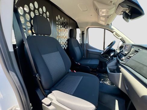 Used 2025 Ford Transit 250 Low Roof w/ Exterior Upgrade Package RWD image 24