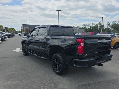 Used 2024 Chevrolet Silverado 1500 Custom Trail Boss w/ LPO, Dark Essentials Package AWD/4WD image 3