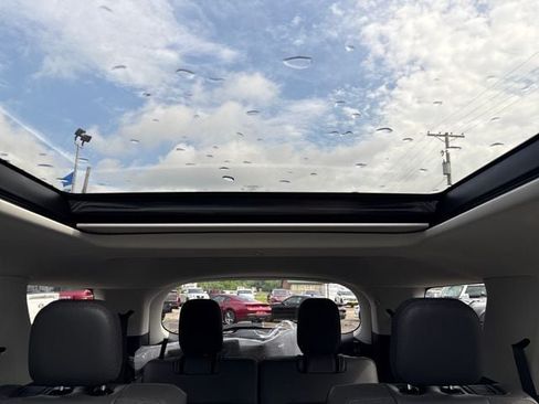 New 2026 Ford Explorer Active w/ Active Comfort Package AWD/4WD image 16