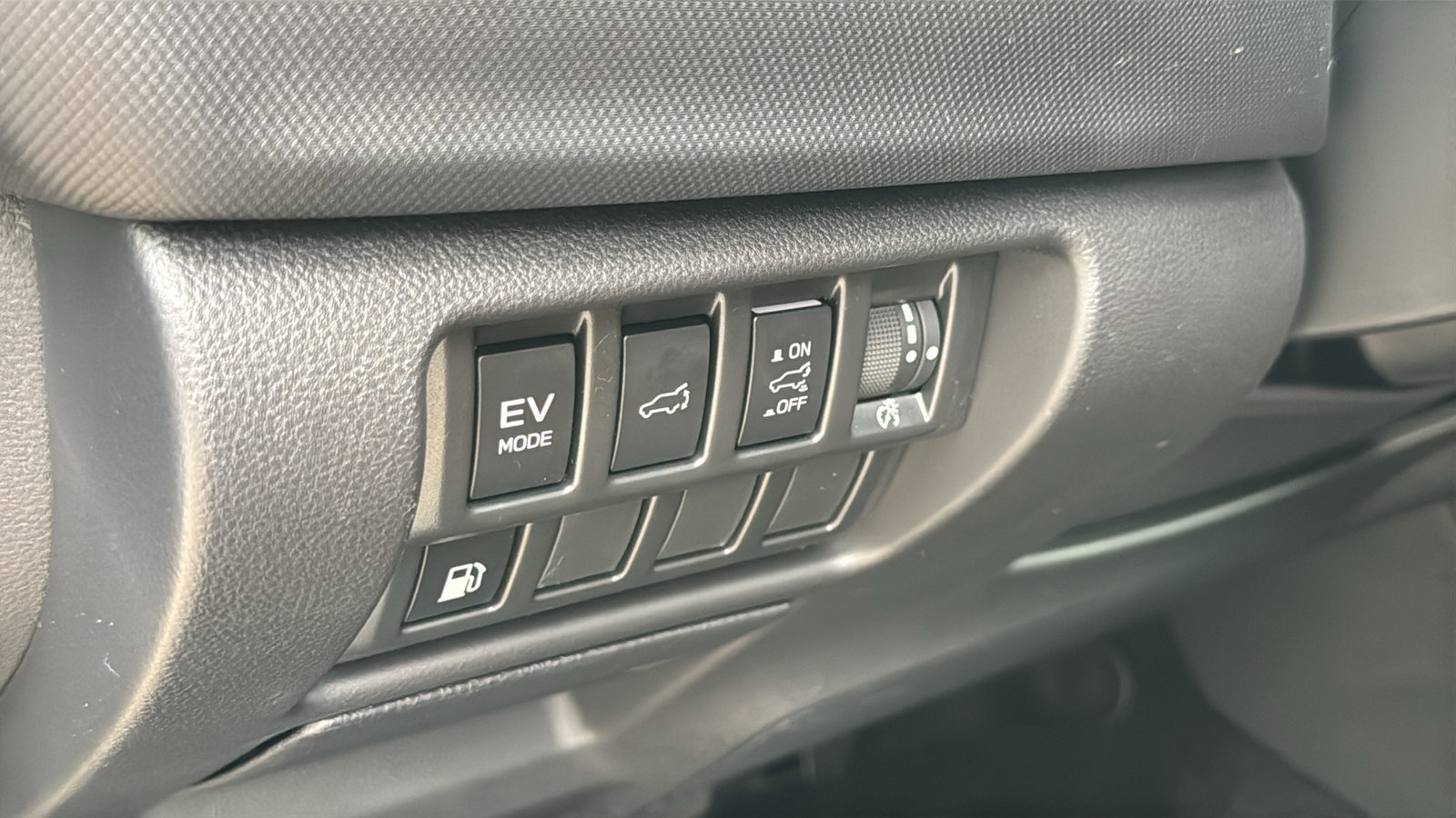 New 2026 Subaru Forester Touring AWD/4WD image 16