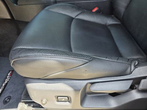 Used 2025 Toyota Tacoma TRD Sport AWD/4WD image 23