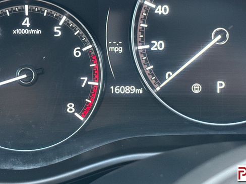 Used 2024 MAZDA CX-50 AWD 2.5 Turbo w/ Cargo Package image 32