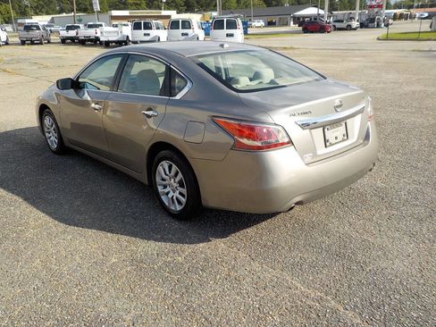 Used 2015 Nissan Altima 2.5 S w/ Power Driver Seat Package image 3