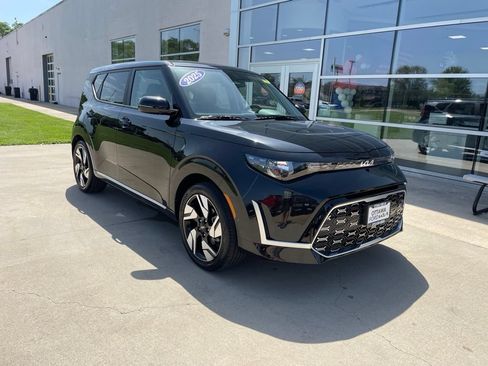 Used 2025 Kia Soul GT-Line FWD image 1
