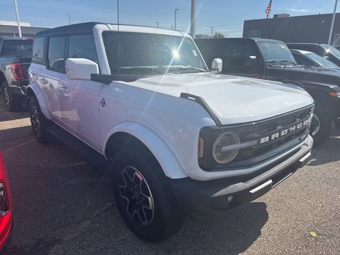 Used 2023 Ford Bronco Outer Banks AWD/4WD image 28