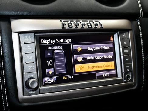 Used 2013 Ferrari California image 28