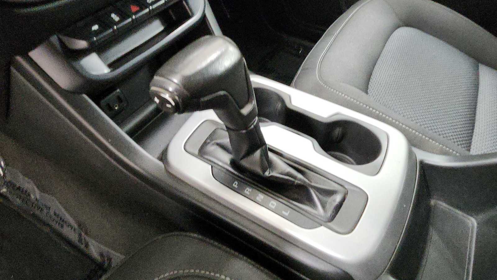 Used 2021 Chevrolet Colorado LT w/ Safety Package AWD/4WD image 20