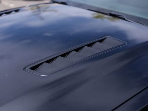 Used 2013 Ford Mustang GT RWD image 22
