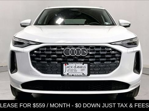 Certified 2025 Audi Q5 Premium w/ Convenience Package AWD/4WD image 2
