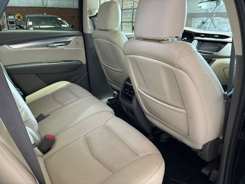 Used 2018 Cadillac XT5 Premium Luxury FWD image 25
