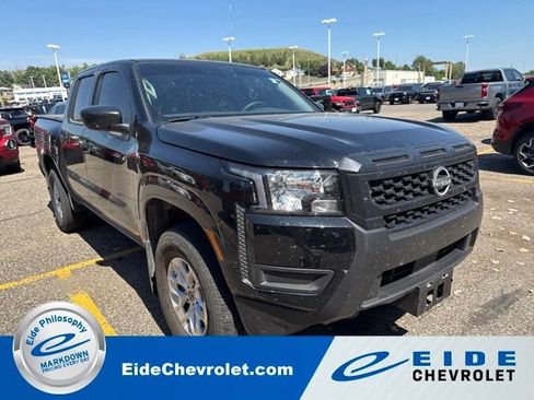 Used 2025 Nissan Frontier S AWD/4WD image 1