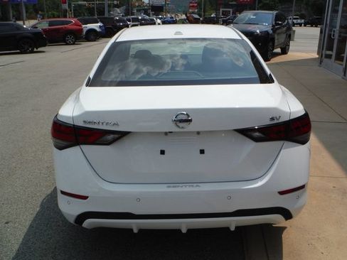 Used 2020 Nissan Sentra SV FWD image 10