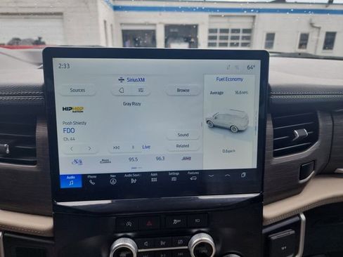 Used 2024 Ford Expedition Max Limited AWD/4WD image 24