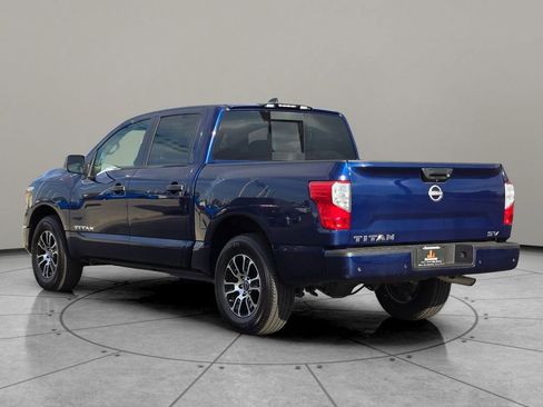 Used 2023 Nissan Titan SV image 9