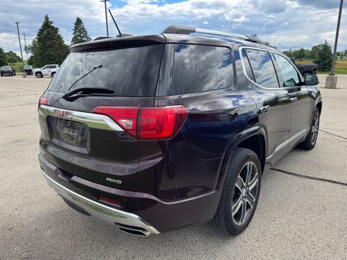Used 2017 GMC Acadia Denali w/ Technology Package AWD/4WD image 4