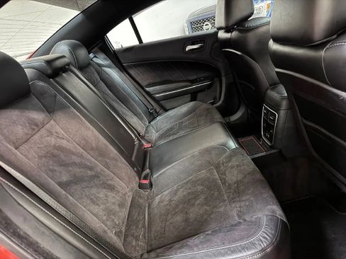 Used 2016 Dodge Charger R/T image 18